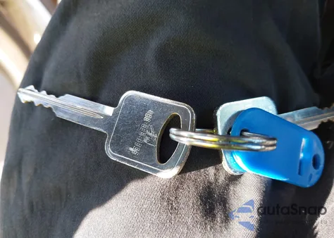 2011 Ford E-350 Super Duty Xl z USA, uszkodzony, nr VIN 1FBSS3BL3BDB29250